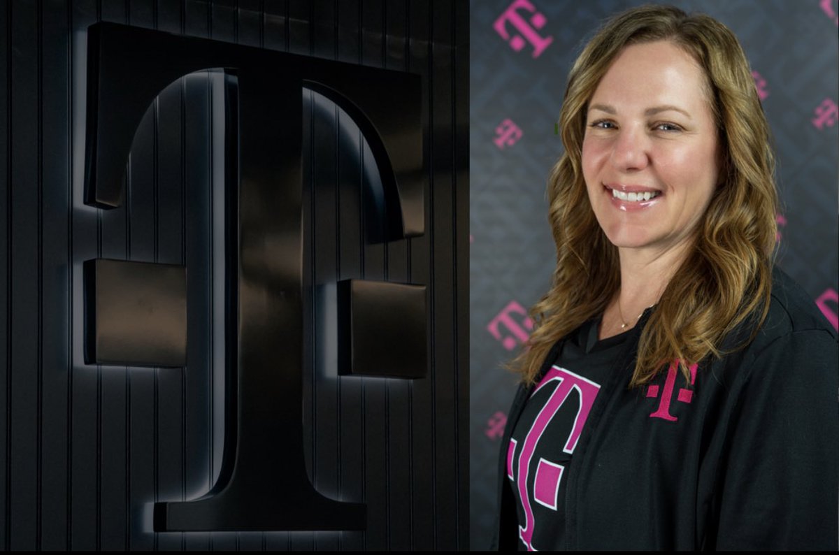 𝚎𝚍𝚍𝚒𝚎 𝚗𝚊𝚟𝚊𝚛𝚛𝚎𝚝𝚎 tweet media