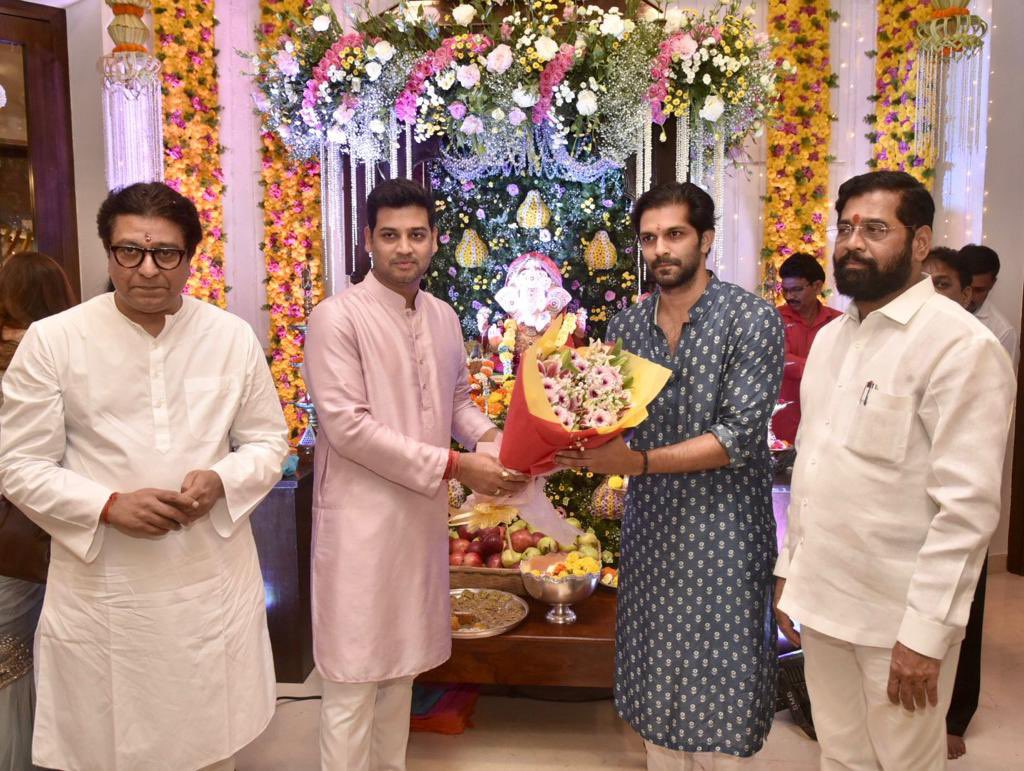 rajupatilmanase's tweet photo. आज सन्माननीय पक्षप्रमुख श्री.राजसाहेब ठाकरे यांच्यासमवेत मा. मुख्यमंत्री एकनाथजी शिंदे साहेब यांच्या ‘वर्षा’ या शासकीय निवासस्थानी जाऊन गणपतीचे दर्शन घेतले.
#RajThackeray #MNS https://t.co/akEmOMx1H1