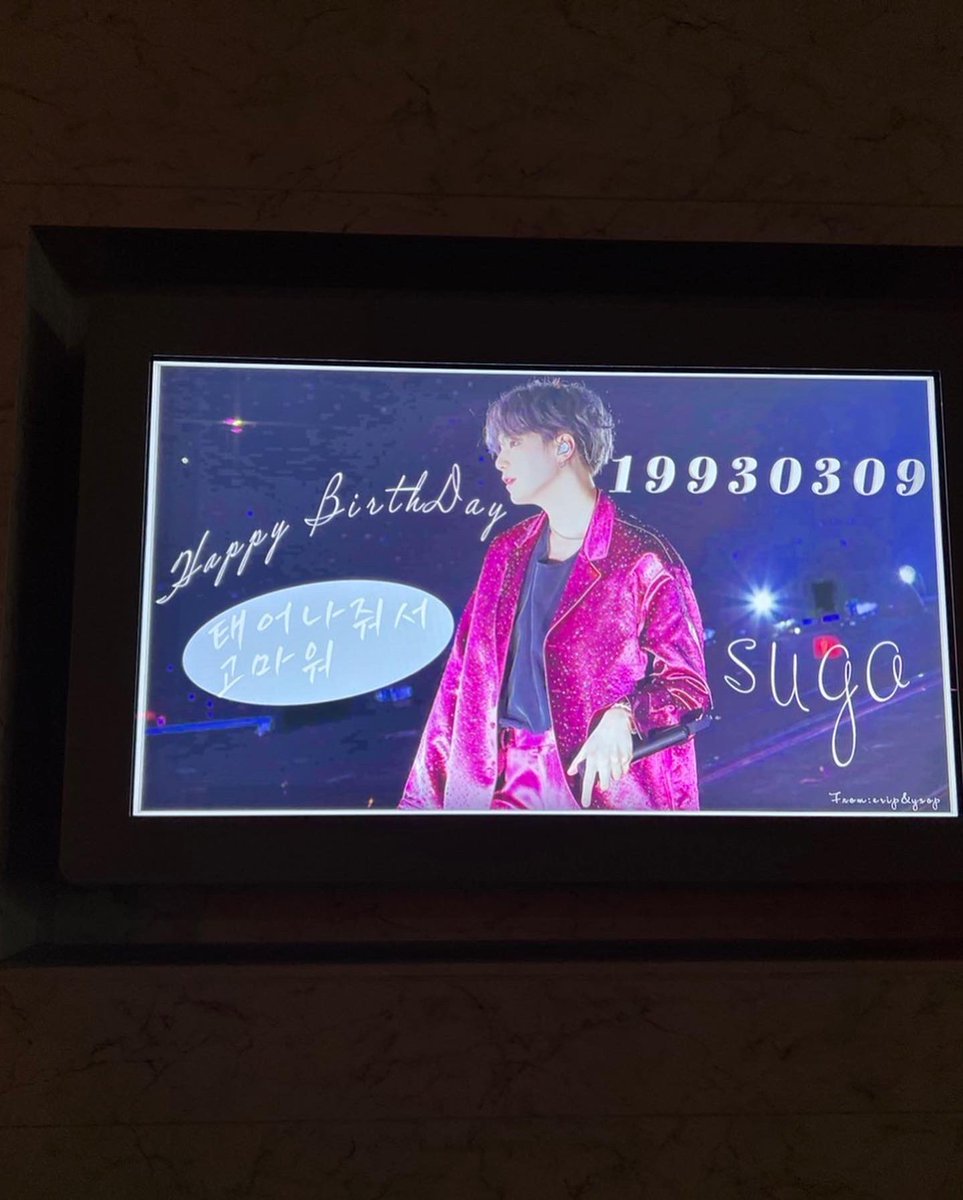 event_army's tweet photo. 【センイルイベントのお知らせ】
SEVENTEENジョンハン氏の
センイル広告および
カップホルダーイベントを
開催します。

過去のセンイル広告画像も
添付しますのでご参照ください。

センイル広告の
参加フォームはこちら💁‍♀
https://t.co/lkS64J2dlW

#センイル広告募集
#カプホイベント
#拡散希望 https://t.co/k9PZm8z591