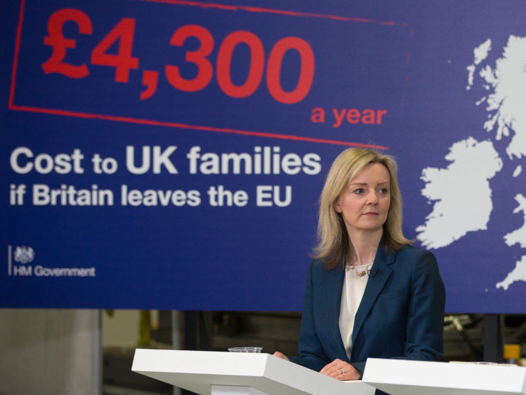 Inspirational words from Liz Truss about…
Cheese 🧀 and
Pork markets 🐖

But when will we #RejoinEU?
That’s what we all want to know!

Time to #March4Rejoin on Saturday!