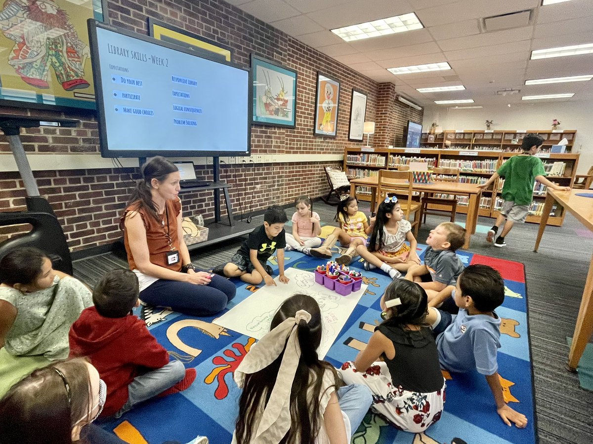 MsCrystalF's tweet photo. Our first graders just learned about Responsive Library! Thank you @Tracy00178842 for reviewing expectations, problem solving, and logical consequences with our class! #elemchat #firstgradechat https://t.co/AaMrH31aNr
