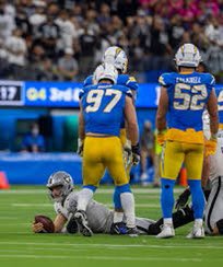 karenluvssports's tweet photo. Woah, I just found this pic in my library. Foreshadowing..??? #changethenameon52 ⚡️⚡️⚡️⚡️ https://t.co/wjaQhKV2FY