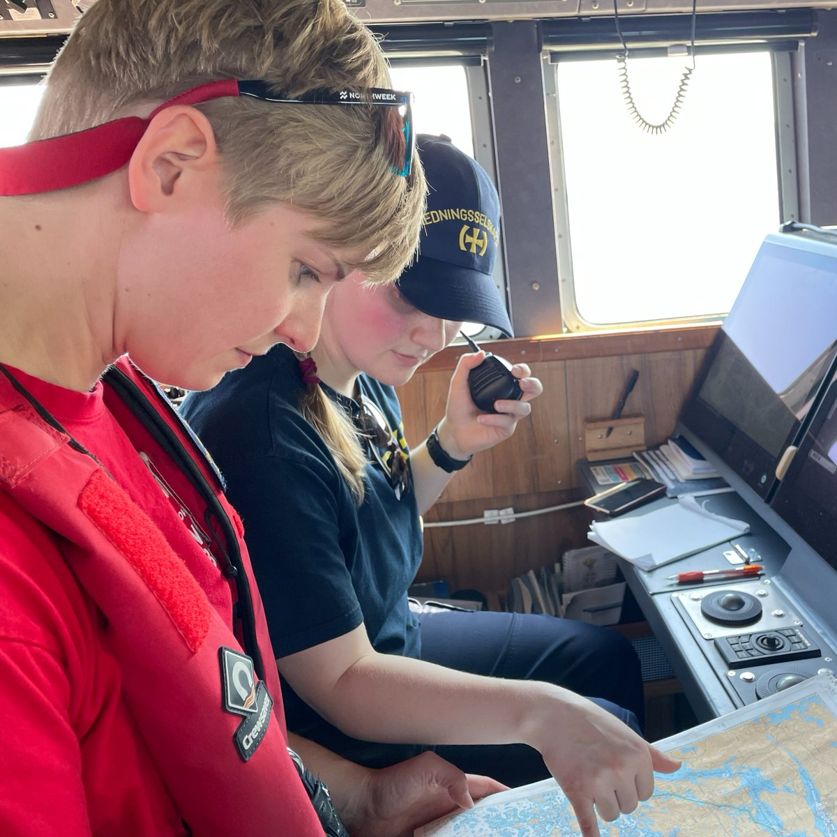 IMRF_'s tweet photo. Our #WomenInSAR Training event, in conjunction with the #FLBI, last week gave our participants a chance to operate maritime SAR vessels, as well as several aspects of leadership on SAR vessels, including communication and mission handling. https://t.co/K9toisAcHm https://t.co/ImJ4KeNIa4