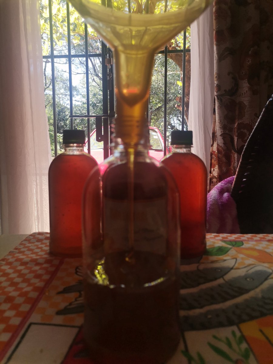 titagalletita11's tweet photo. No se olviden de pedirme la miel que traigo del Chaco.... 30 mil de 500 ml
Gracias gracias gracias
Me ayudas a difundirla ❤️🙏 https://t.co/7CvXCgBCHc