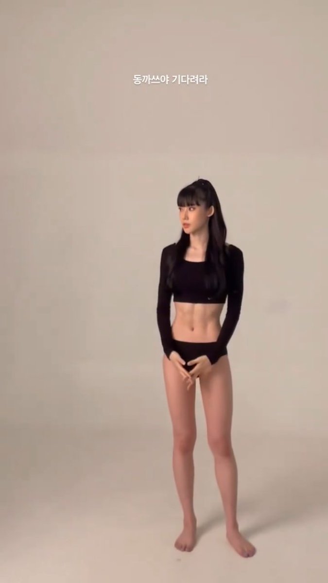 judybbit's tweet photo. MODEL JUDY???!1?1??1??? https://t.co/ROEEqcsFV8