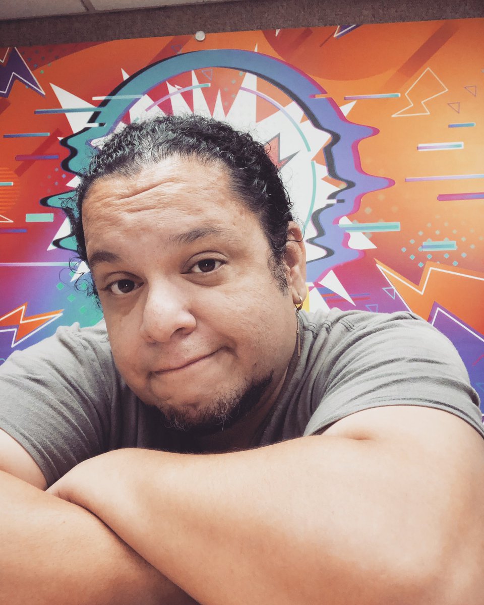 yafmveracruz's tweet photo. Dos fíeles viéndose fijamente 😎 impactate con @lord_byron82 de 11am a 3pm 😎🎙📻🔥 #Martes #Fiel #Jarocho #ByronLocutor #FeelTheMusic #Radio #Veracruz #wwwyafm #YoEscuchoYaFM https://t.co/rc8QGPcDO4