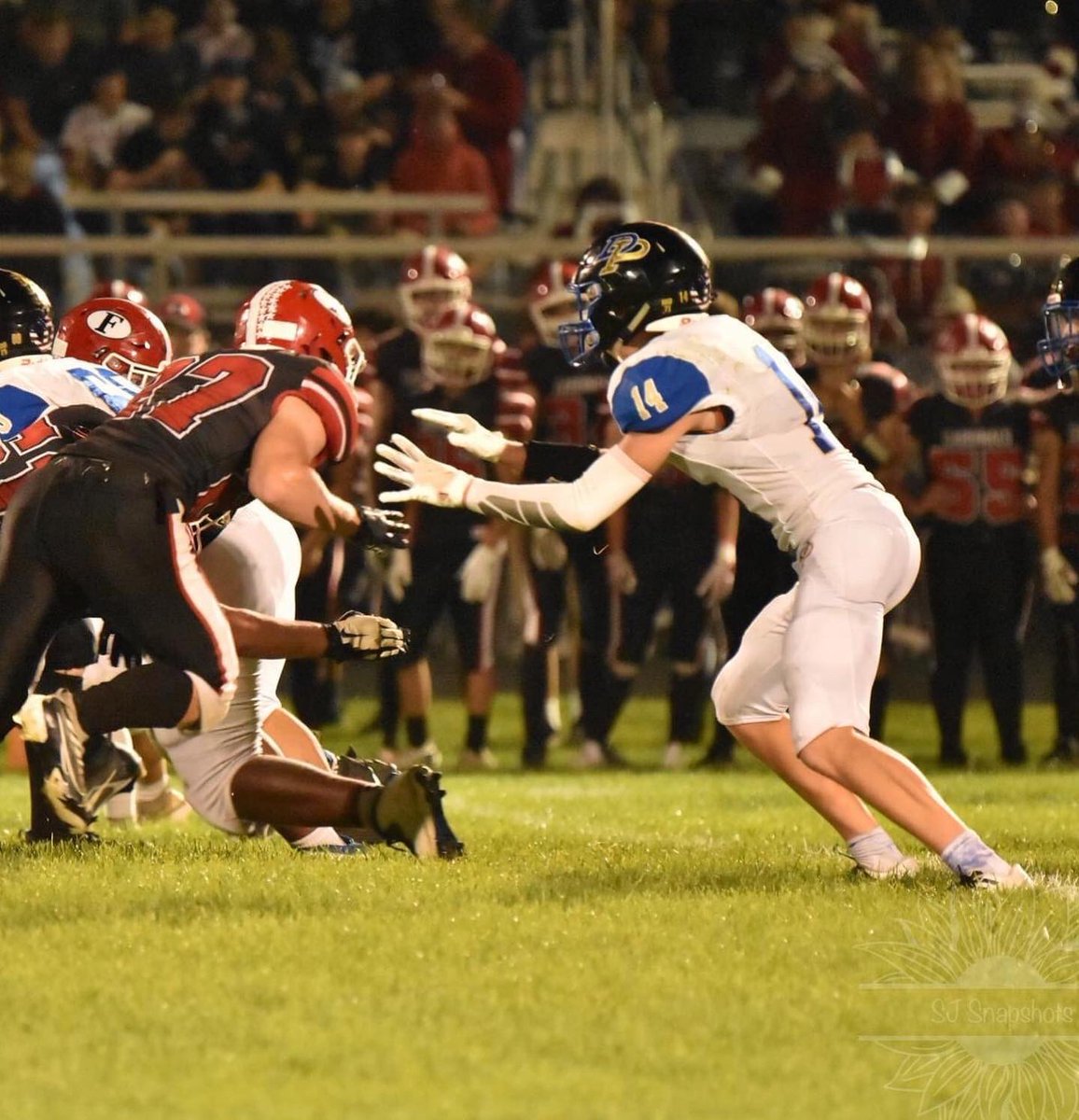 DuPecRivermen's tweet photo. Two Rivermen were recognized by Big Radio 92.1 as players of the game on Friday night. 

Defensive POTG - @Kill_Will14

10 tackles (3 solo) &amp; controlled the edge all night!
Added 6 rec, 99 yds, 1 TD 

Offensive POTG - @ajmulcahy17 

12 rush, 138 yds, 2 TD
2 rec, 20 yds, 1 TD https://t.co/obEKDlYnws