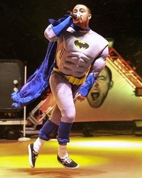 MacMillerism's tweet photo. Mac Miller dressed up as Batman https://t.co/QwAGPZferm