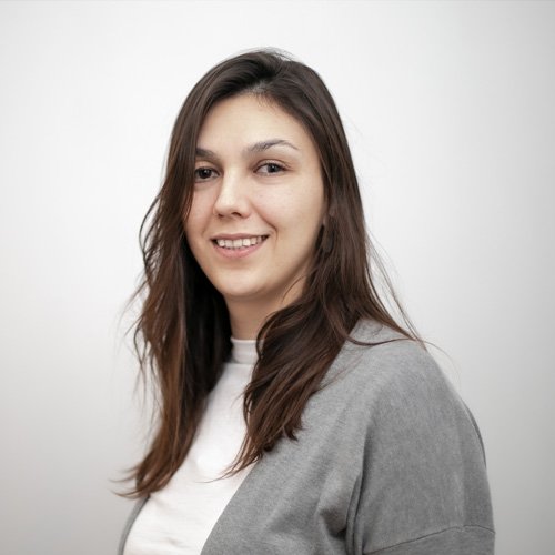 Dra. en Química y directora científica de la fundación detrás del <a href="/congresofuturo/">Congreso Futuro</a>. 👩🏽‍🔬✨ Celebramos a la #AlumniUC Silvia Díaz Acosta, quien asume como 1ra ministra en la historia del <a href="/min_ciencia/">Ministerio de Ciencia</a>. 🔬💜

¡Felicitaciones por este nuevo desafío! 👏 bit.ly/3BhsTR2