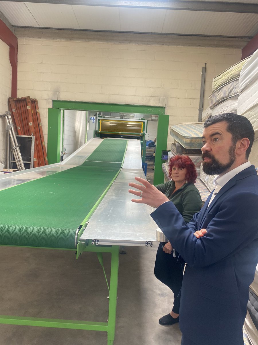 joefingalgreen's tweet photo. 2nd visit was to extremely impressive @bouncebackrecyc operation where manager @MartinWard_BBR &amp; his team are providing Traveller employment, reducing waste &amp; providing sustainable alternatives. A hugely successful social enterprise model with a great team &amp; ethos. https://t.co/r7kbhCEqDc