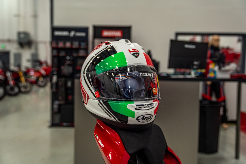 RahalDucati's tweet photo. Ducati Arai Corse Speed 2 🚨IN-STOCK🚨
Stop on by and check it out!
📍499 Southpoint Circle, Suite 103, Brownsburg, IN 46112
📞(317) 350-2030
📧Sales@Rahalducati.com
#RahalDucati #RahalDucatiIndianapolis
#Ducati #DucatiIndianapolis #DucatiUSA
#Ducaticorse #Corse #CorseSpeed2 https://t.co/X9umK5cy3x