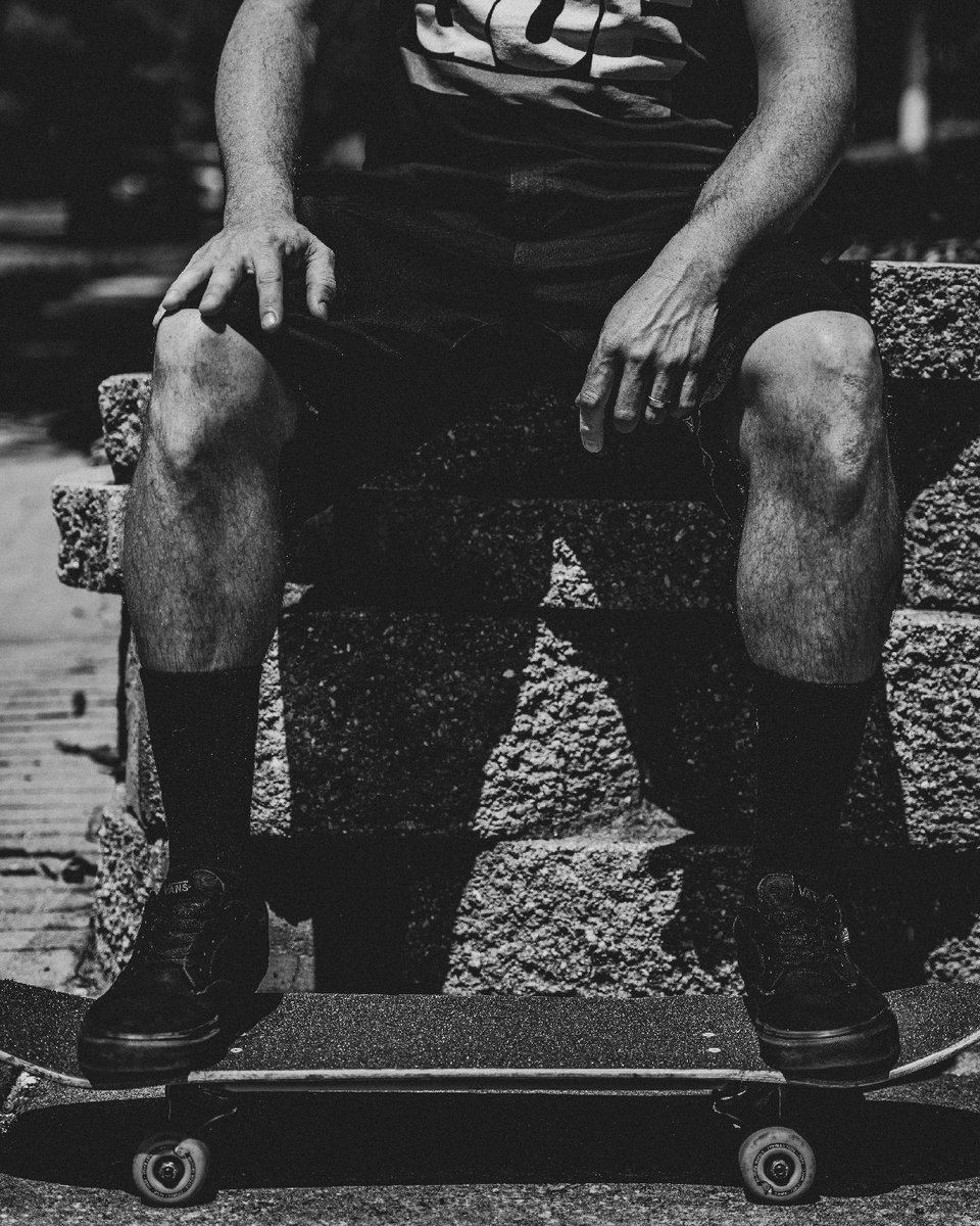 PushHere's tweet photo. DJing. Skateboarding. Softball coaching. Daily dad-ing. Creative Director Kevin Harrell draws inspiration from his diverse interests, experiences, and social circles.

Hear his beats at https://t.co/C7u8dK6tQZ

#Advertising #AdAgency #MeetThePushers #CreativeAgency https://t.co/av4AeQ69vl
