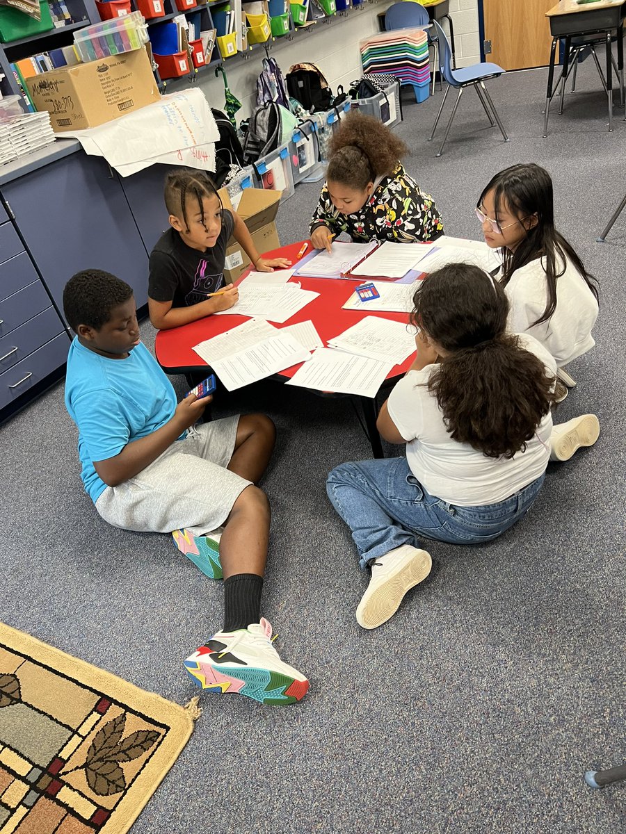 schuckea's tweet photo. We got to play Connect Four while reviewing for our math test tomorrow #montypride #mathematicans https://t.co/suNZpU6VE0