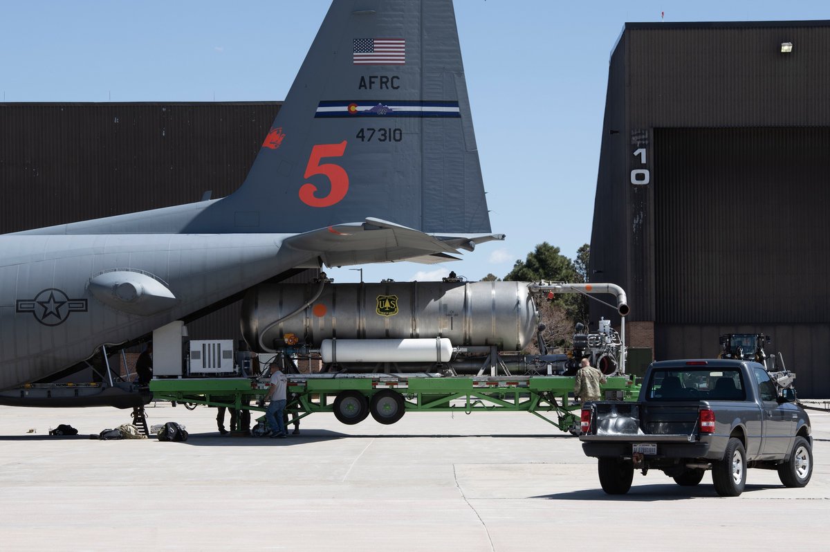 MAFFS_Corp's tweet photo. The MAFFS II system requires minimal set-up time with complete preparation and loading in under two hours.  Photo by Staff Sgt. Justin Norton #MAFFS #ProtectionFromAbove #militaryfirefighiting #Aerialfirefighting #DVIDShub #wildfire #firefighting  #C130hercules #C27J #DVIDSHub https://t.co/0fwJZEKgGW