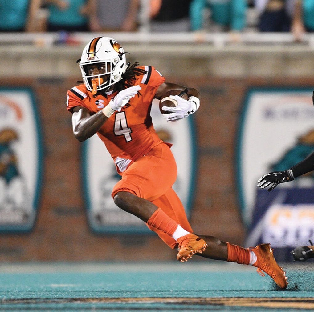 I am extremely blessed to say that I’ve received my third offer to Campbell University 🧡🖤
<a href="/CoachPFMiller/">Patrick Miller</a> 
<a href="/GregBiggins/">Greg Biggins</a> 
<a href="/ChadSimmons_/">ChadSimmons</a> 
<a href="/boscofootball/">Bosco Football</a> 
<a href="/adamgorney/">Adam Gorney</a>