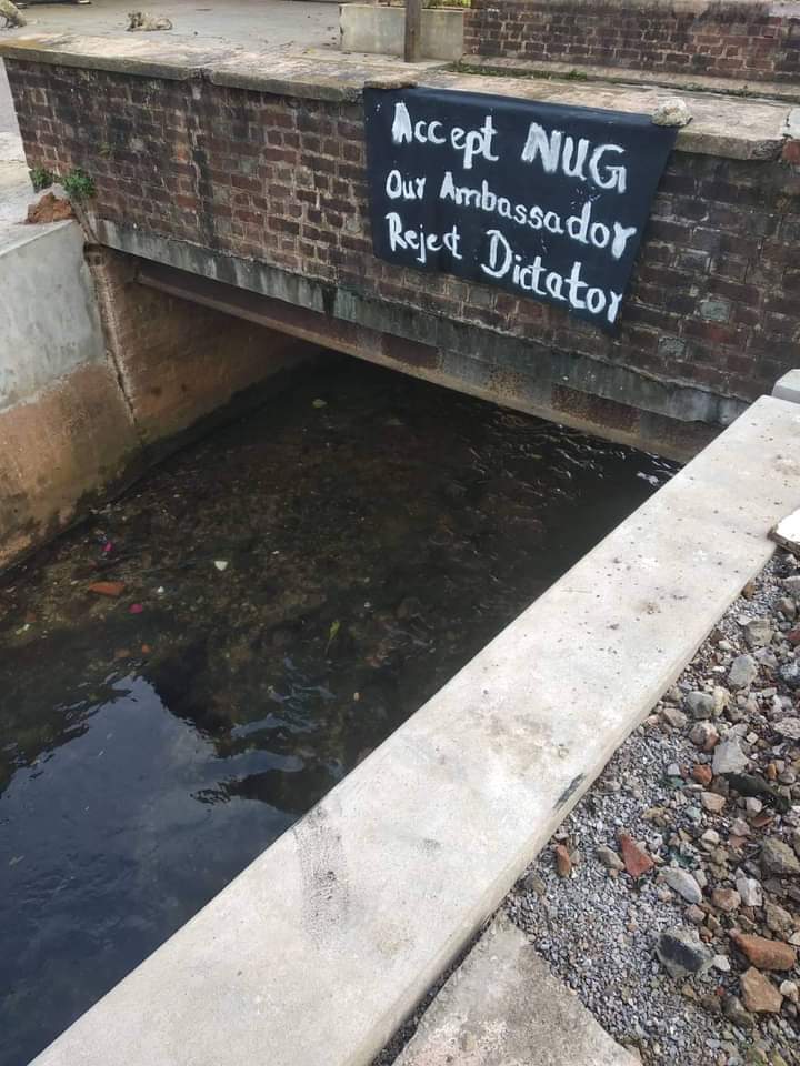 NayDemon's tweet photo. ❝Accept NUG and Our Ambassador, Reject Dictator❞
#AcceptNUG
#AcceptOurAmbassador
#RejectDictator
#CredentialCampaign
#SaveMyanmar
#AcceptNUGRejectMilitary
#UN_ProveYourExistence4Justice
#UKyawMoeTunisOurAmbassador
#CreditOrgPic https://t.co/YU0SGKRGil