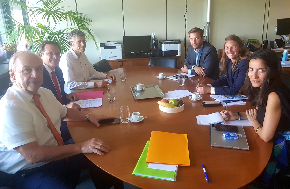 anmsm's tweet photo. Echanges avec le cabinet du Ministre de l’Economie @BrunoLeMaire sur le sujet de l’énergie avec des pistes en vue de sécuriser les collectivités et les acteurs de la montagne pour la saison d’hiver en complément de la mise en place des plans de #sobriété @jl_boch https://t.co/HrYG6m3dB5