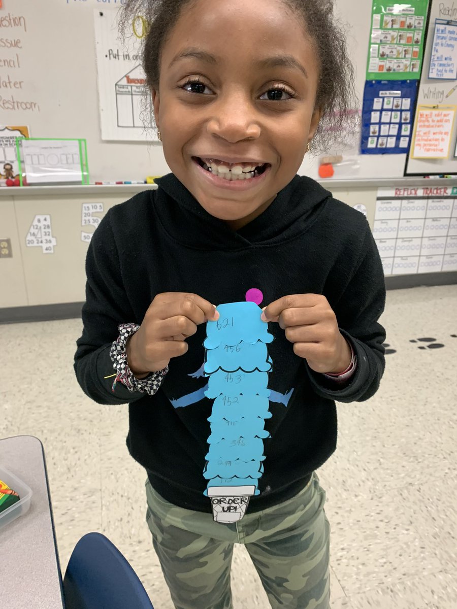 DaeshaEllison's tweet photo. All the ‘cool’ leaders know how to order numbers from greatest to least.     
@plumcreekelem #lockedonexcellence https://t.co/jT4VboLIMJ