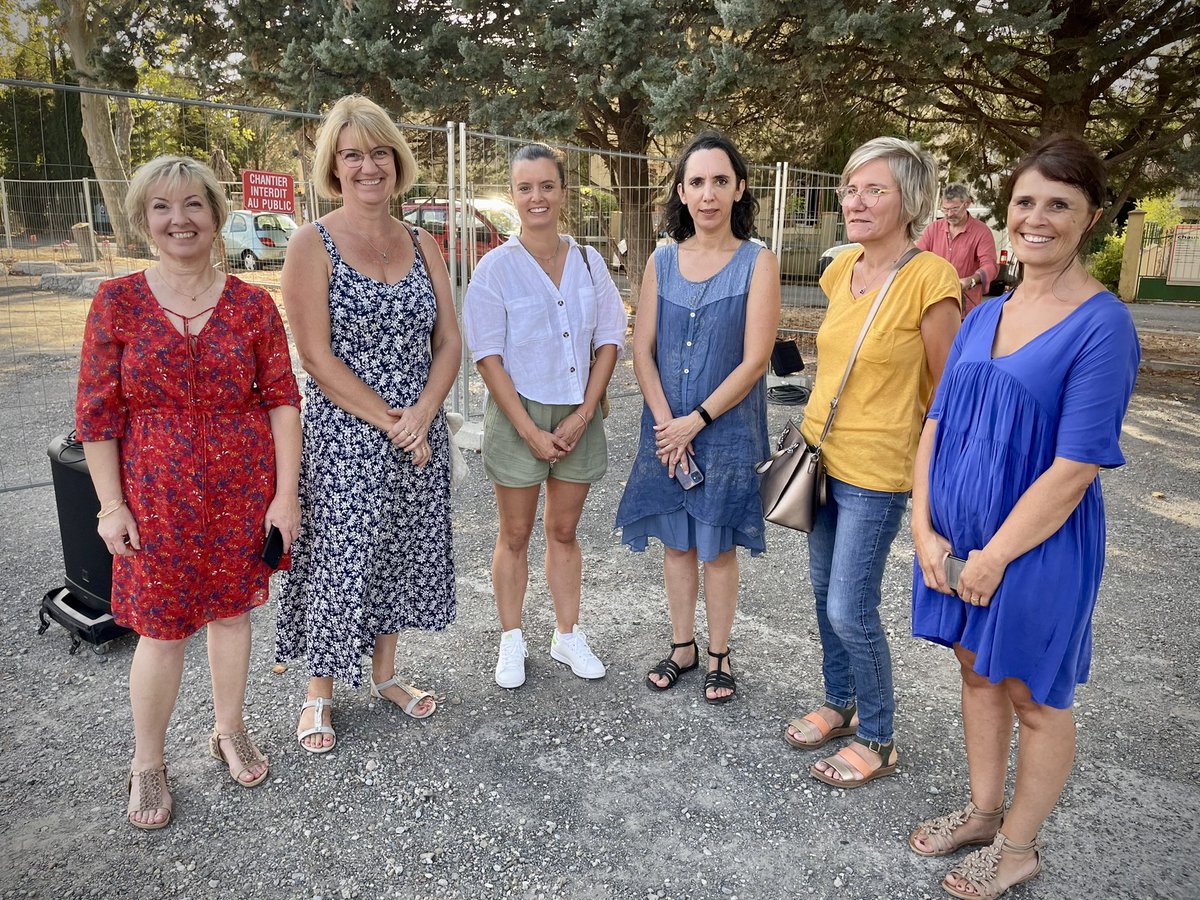 sebastienpla's tweet photo. Lancement des travaux de construction de la maison de santé pluriprofessionnelle à Belvèze du Razès, porté par la communauté de communes du #Limouxin.
26 professionnels y seront réunis pour assurer la continuité des soins dans cette zone rurale, avec le soutien des collectivités. https://t.co/XPkc4QjSfy