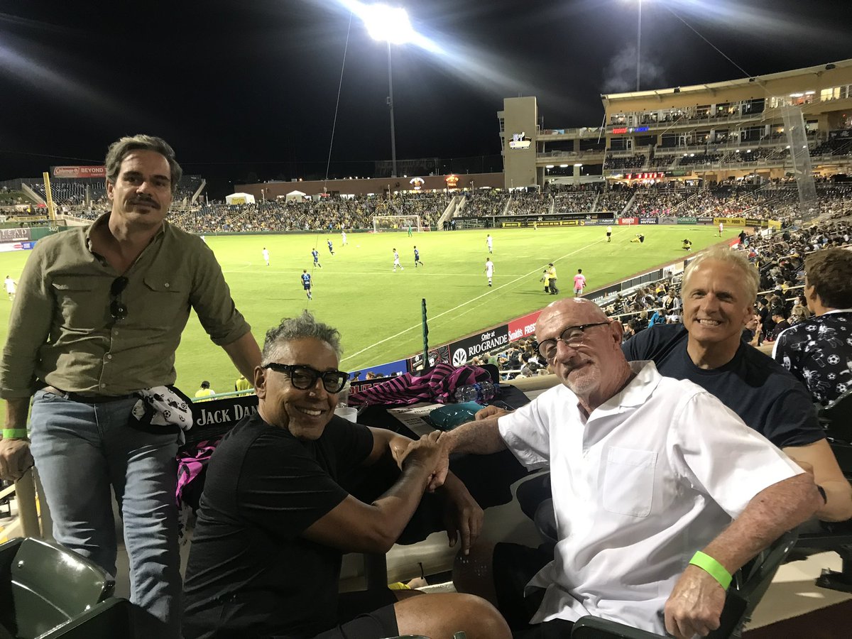 Good Times.
#BetterCallSaul
#SomosUnidos