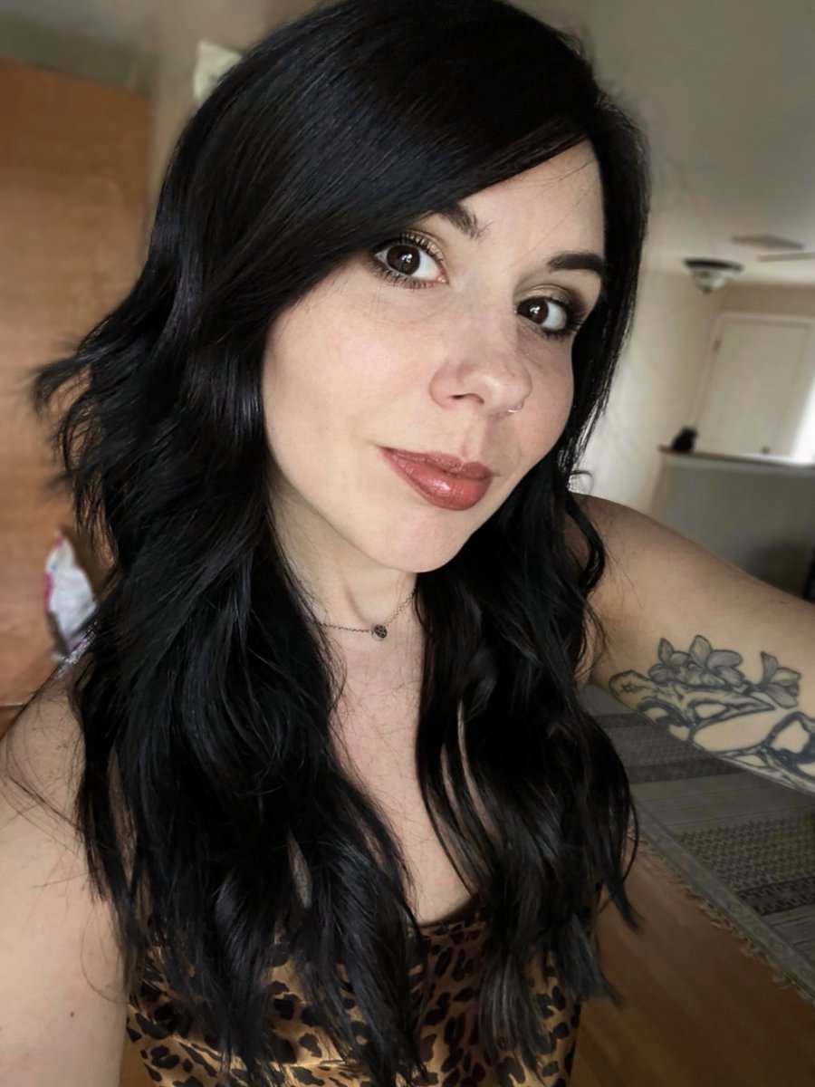 Freshly dyed hair makes me extra powerful