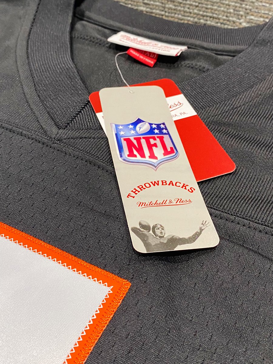 Too great not to share! The <a href="/cysticfibrosis/">Boomer Esiason Foundation</a> (Boomer Esiason Foundation) sent an autographed jersey to be auctioned off at the homecoming football game. Proceeds from the auction will be donated to the  <a href="/CF_Foundation/">Cystic Fibrosis Foundation</a>. Thanks <a href="/7BOOMERESIASON/">Boomer Esiason</a>!