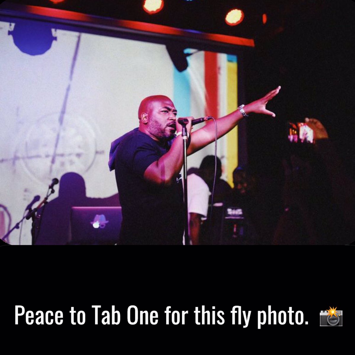 cesarcomanche's tweet photo. .@tab_one @cesarcomanche #cesarcomanche #onstage #live #music #justusleague #tabone 📸 #photo https://t.co/TIj6uKvk62