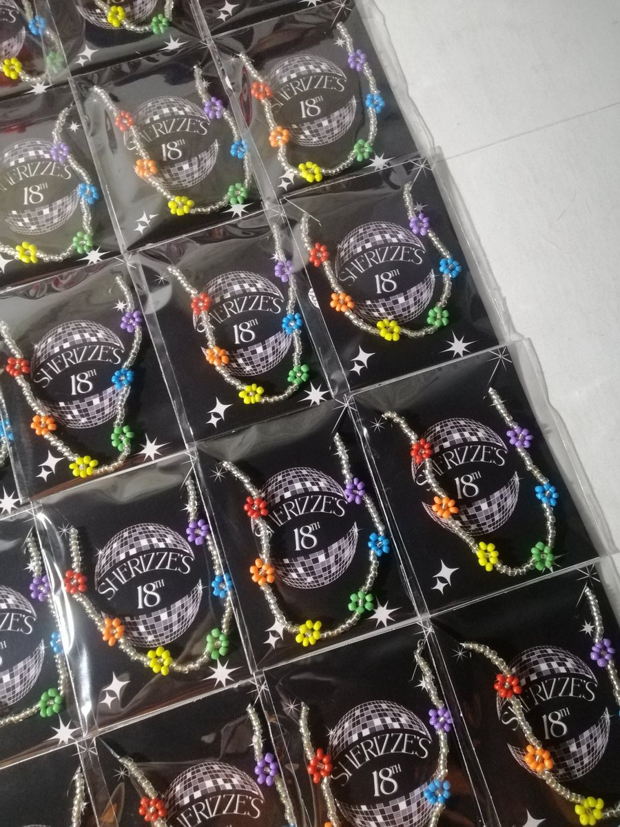 DavidKrond's tweet photo. late post~
60 pieces bracelet orders 😇♥️
SHOPEE SHOP: LayceBeads https://t.co/KWgJEL9QEm
