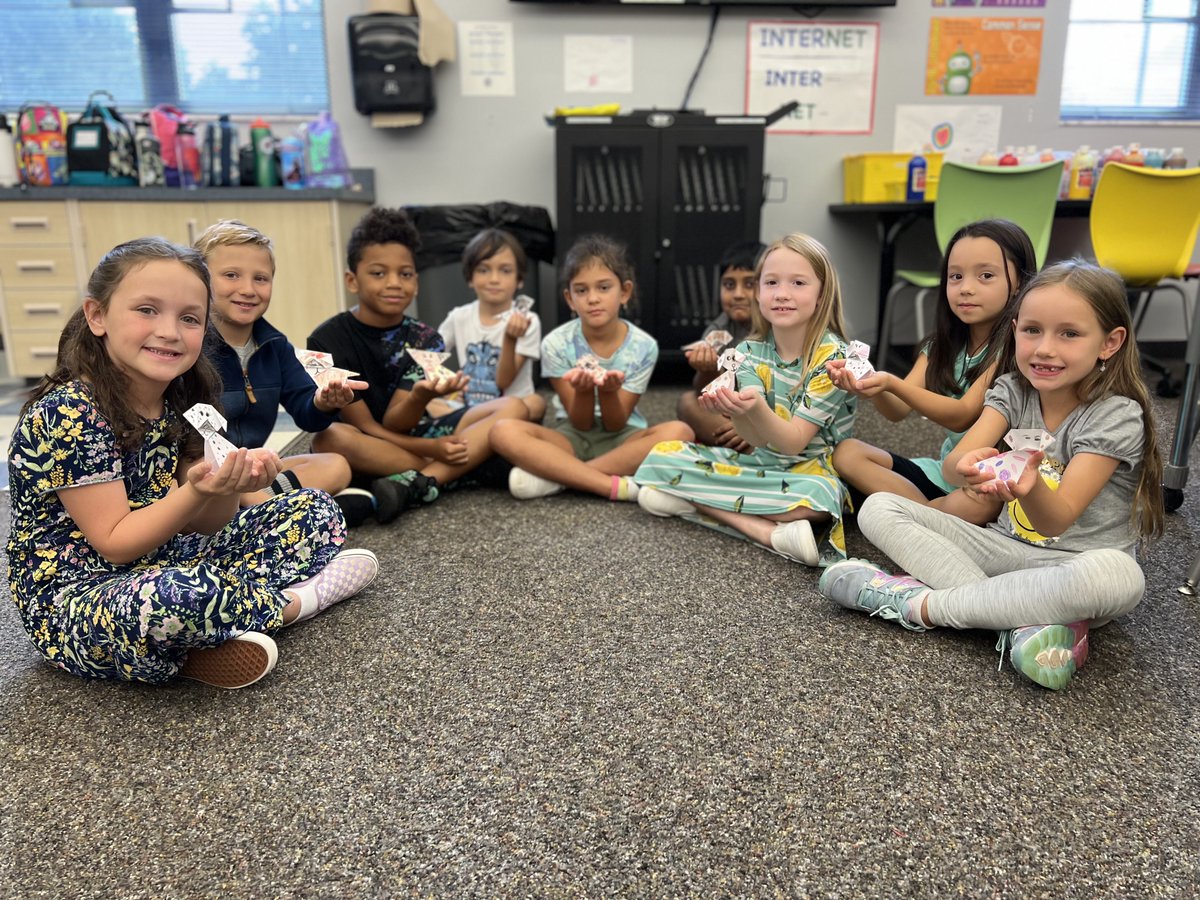 Students in Mrs. Byrd's second grade class loved our  literacy lesson on The Great Gracie Chase: Stop that Dog! by Cynthia Rylant. They then put their artistic talents to work and created their own version of Gracie in origami.