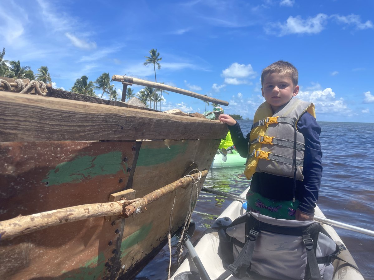 SplitTone's tweet photo. @USCGSoutheast @USCG I kayaked up to this boat this past Sunday! https://t.co/0rHzxyIjRM