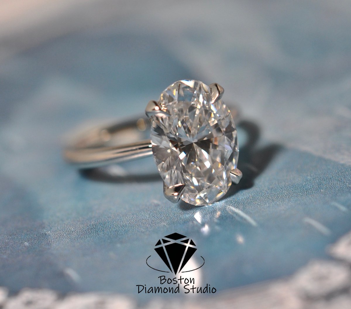 BostonDiamond's tweet photo. Design your Engagement Ring with a lab grown or natural diamond. Free Quotes @ https://t.co/XTKl6UySIx or call us @ (617) 227-1559
#diamondring #engagementring #jewllery #jewlerystore #jewlerydesign #labgrowndiamonds #labgrowndiamondring #labgrowndiamondjewelry #boston https://t.co/ndmMfAGkBK