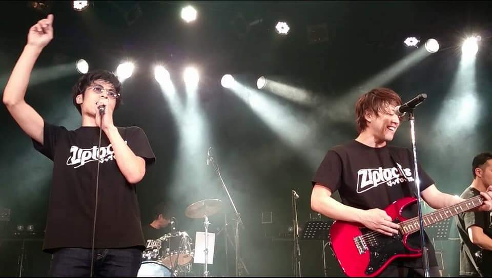 925_hiroko's tweet photo. 3年前
2018.3.23
#岡本隆根 さんの
名古屋初ワンマン
KINGS OF THE ROCK
ON THE ROCK SPECIAL
@ ダイアモンドホール 🎤
#Ziplocks
ボーカル くどP & こいけd
ギター MEGURU さん
キーボード 橋本みのり さん https://t.co/w3NZSq9qaO