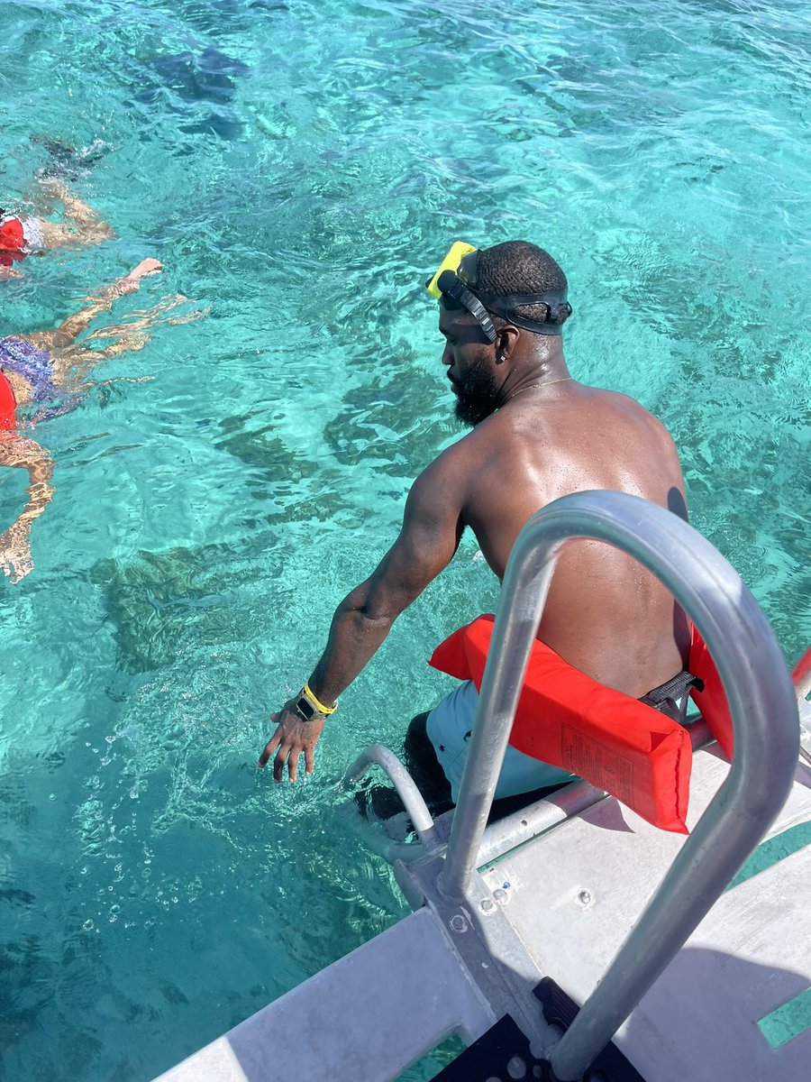 Ced4rm_NO's tweet photo. Cayman Islands 🏝 https://t.co/DgwQP4vlGX