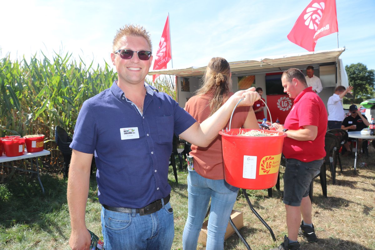 MAÏSCHALLENGE | Vorige week werd de masterclass van de #MaïsChallenge gehouden in Lochem. 🌽 Deelnemers blikten terug op de afgelopen teeltperiode en keken vooruit naar de oogst. 🧐 Wie mag zich aan het eind van het seizoen de grote winnaar noemen? 🏆

➡️ najk.nl/2022/09/06/dee…