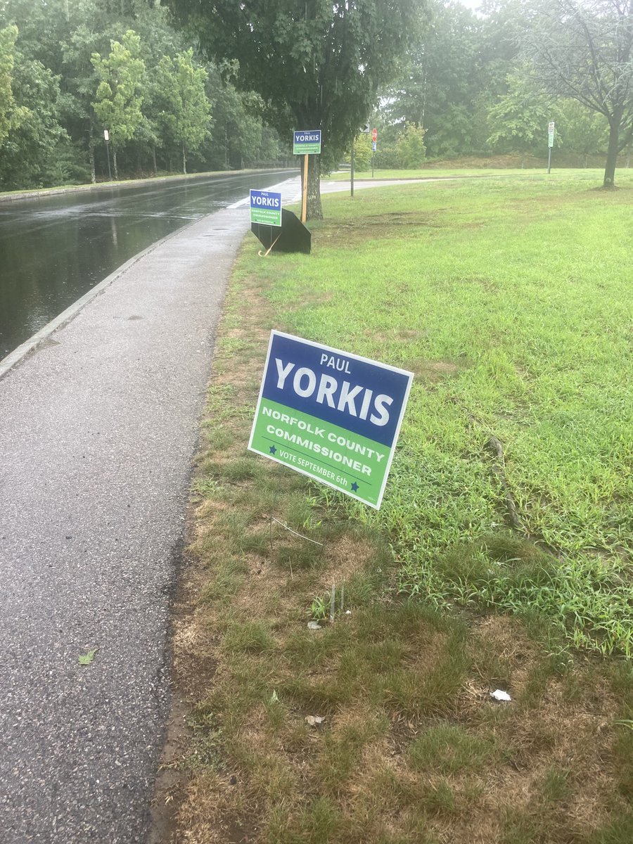 DemocraticTown's tweet photo. Bellingham polls https://t.co/pdeqKSzFX8