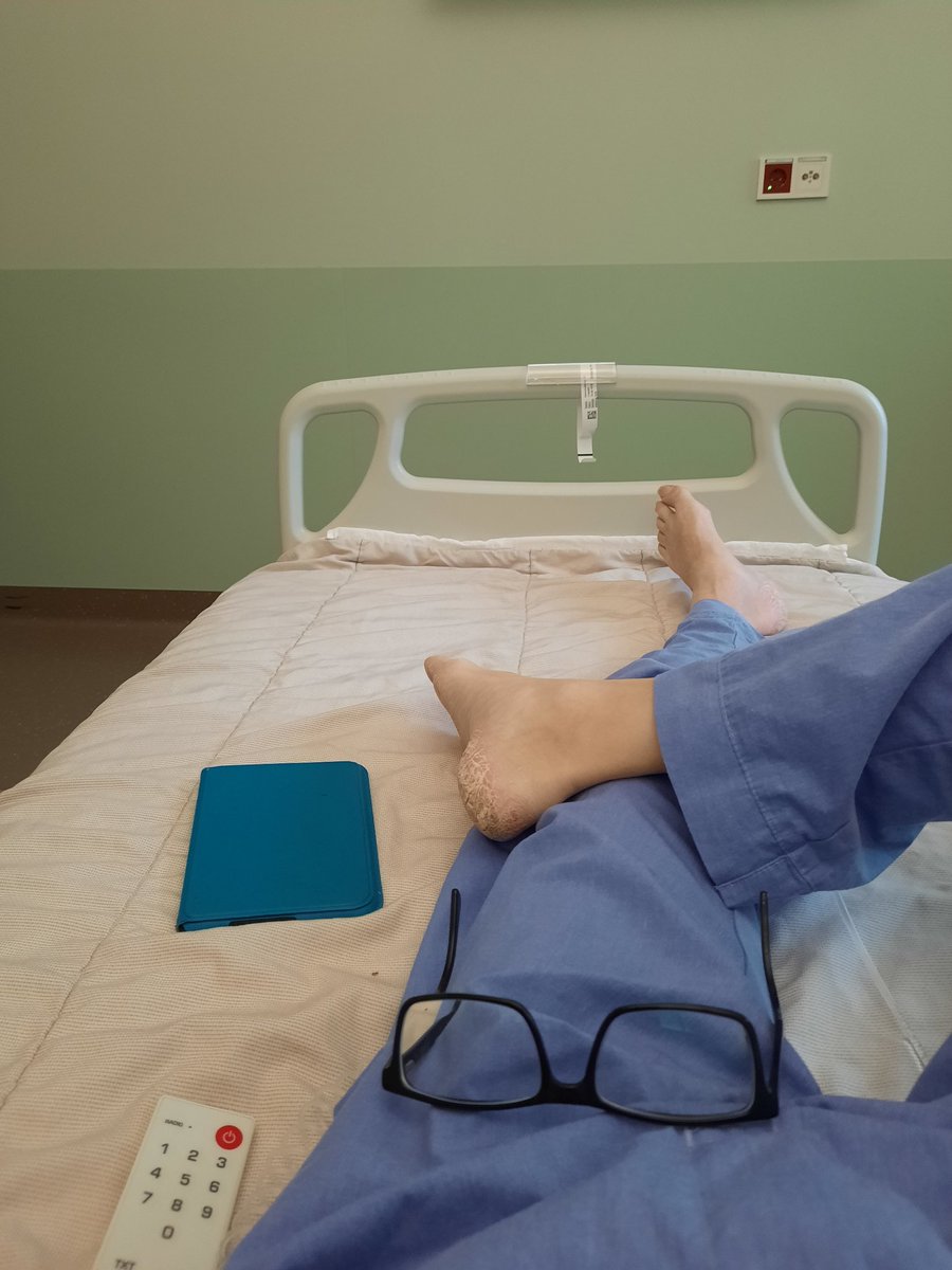 RaLf_Ke's tweet photo. Hallo wereld!
De operatie is vandaag niet doorgegaan. Morgen sta ik weer op de lijst, hopelijk gaat hij dan wel door. https://t.co/ZLCfPXb48O