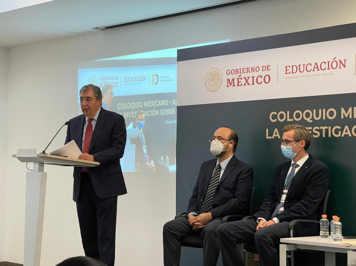 ccecyte's tweet photo. Dio inicio el Coloquio Mexicano-Alemán para el fortalecimiento de la investigación sobre educación Dual en América Latina en beneficio de nuestra comunidad educativa. #EducaciónDual #ComunidadEducativa #fortalecimiento @ccecyte https://t.co/rgROvUejXT