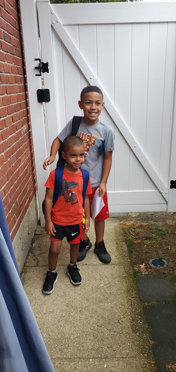 #firstdayonthejob
#6th 
#Kindergarten 
#prouddad