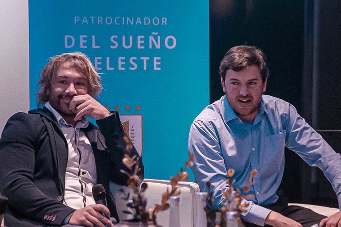DiegoLugano's tweet photo. Ayer de noche se realizó la presentación de Fundación Celeste 2022. En una velada hermosa, donde se mostraron proyectos viejos y nuevos, disfrutamos de la presencia de algunos jugadores fundadores y la compañía de Diego Alonso y Darío ,Gracias al cuerpo técnico por la humildad. https://t.co/szXWkqcLrK