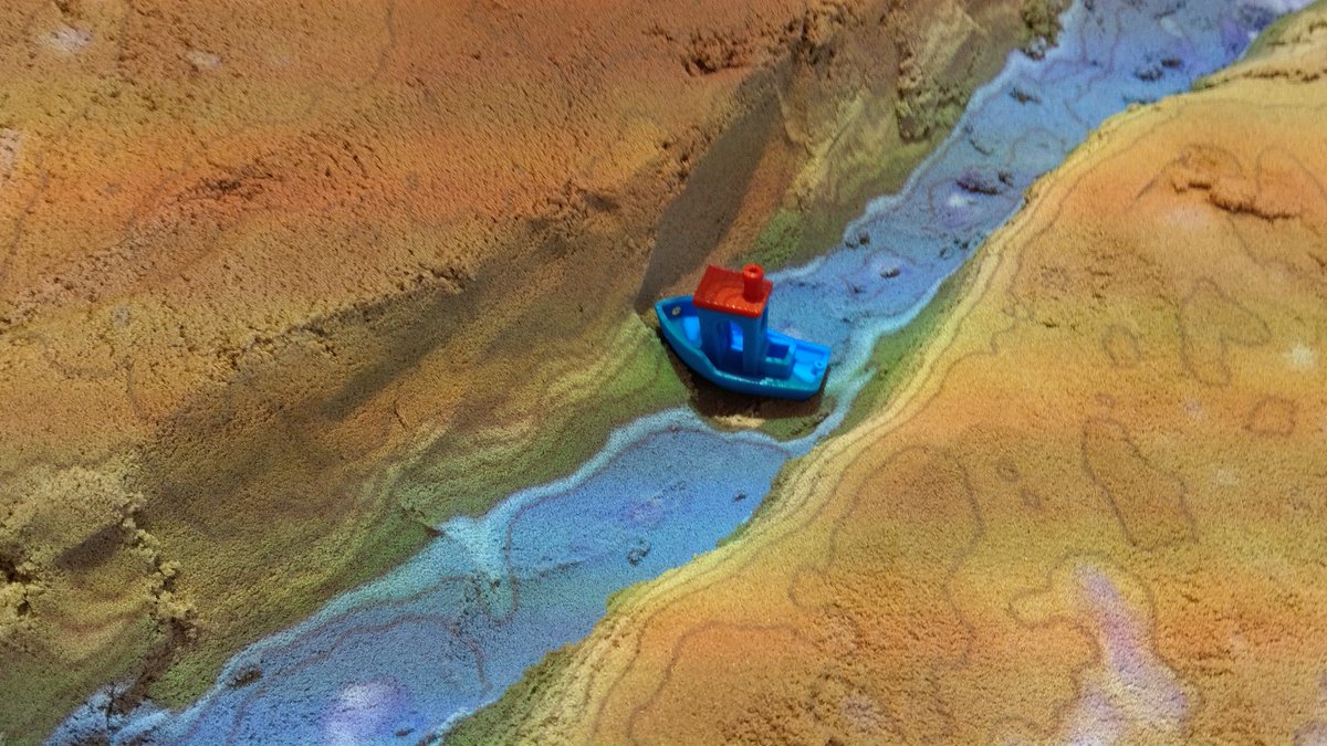 iDEAS:lab (@ideas_lab_sbg) on Twitter photo #FunAtWork 
Our augmented-reality sandbox is often a creative place to explore how the digital and real world link together... 
Can you guess which historic scene we recently recreated in our augmented-reality sandbox?? 🚢🛟 
#AugmentedReality #Sandbox #FunAtWork 
Our augmented-reality sandbox is often a creative place to explore how the digital and real world link together... 
Can you guess which historic scene we recently recreated in our augmented-reality sandbox?? 🚢🛟 
#AugmentedReality #Sandbox