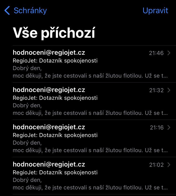 kalhotka's tweet photo. @korda A když už pak konečně dorazíš na místo a nikdy víc do vlaku nechceš, tak začne žlutá flotila zjišťovat, jestli to fakt podělala. Že se nezlobíš? Že ne? 🙃 https://t.co/HsxQJUZHkq