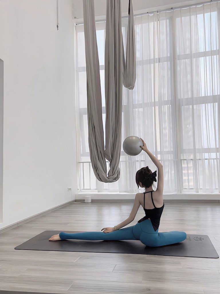 molzipky20's tweet image. Regular yoga practice can better exercise a person's flexibility.😊