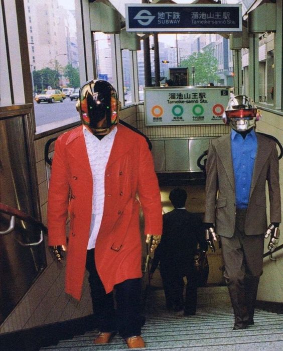 DefectedRecords's tweet photo. Daft Punk in Japan (2000) 💯 https://t.co/DvzTqd1oEG