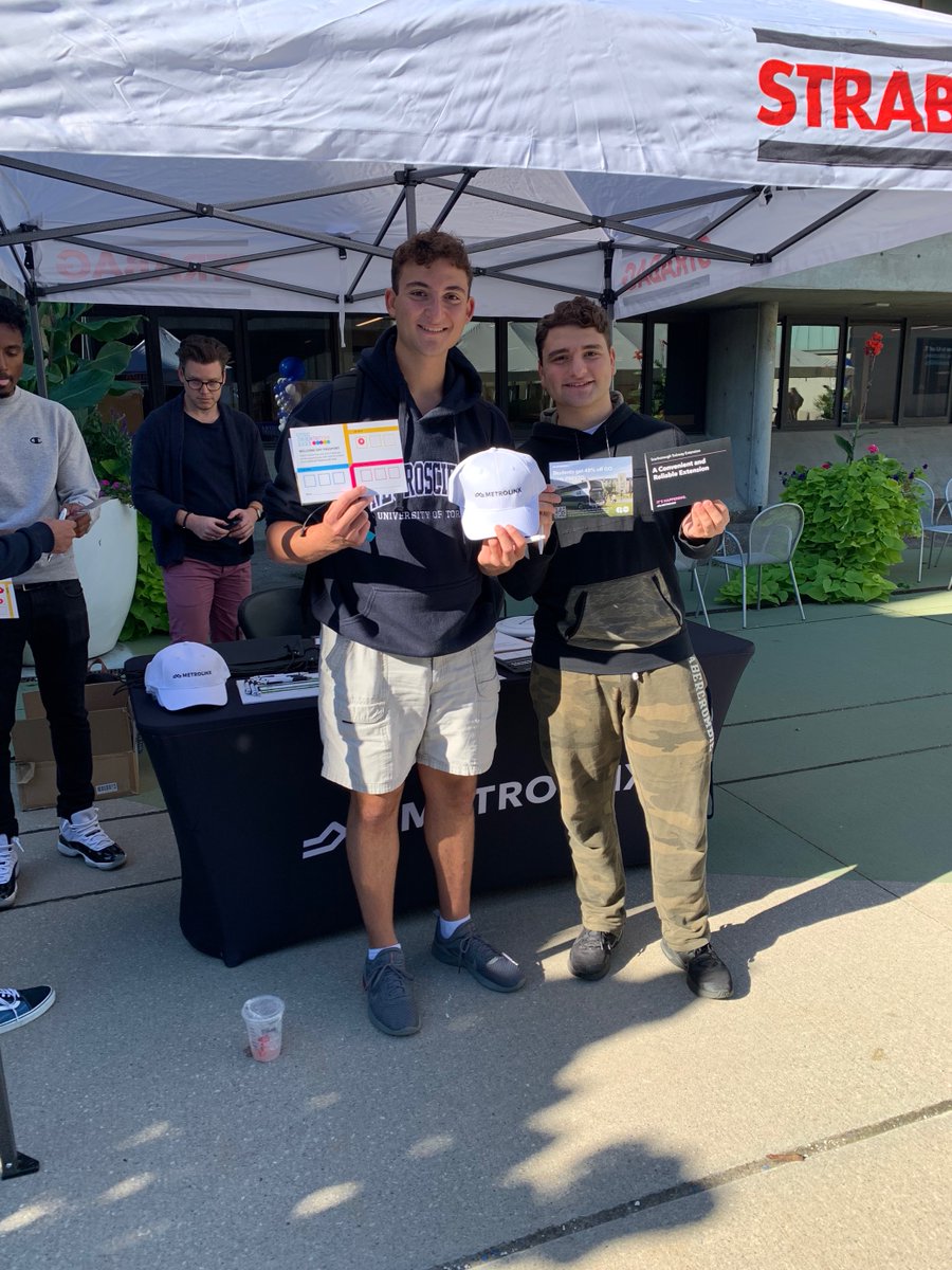 Welcome #BacktoSchool students and teachers! We love to meet and hear from future users of the #Scarborough Subway Extension 🚇 Come see us <a href="/UTSC/">University of Toronto Scarborough</a> today. #ScarbTO #UTSC2022 #thefutureisbright