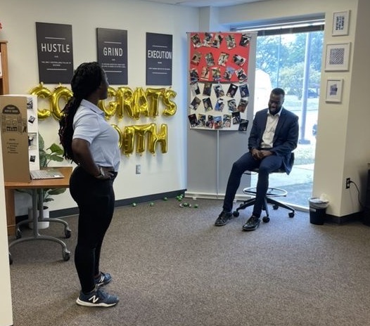 ProSolutionsGro's tweet image. Big week last week as we had a promotion party for Hadith.  Moving into management, he's helping our firm expand into Nashville this month.  We believe he's going to do huge things overseeing the firm here in Dayton!
Congrats buddy!

#promotion #celebrate #growth #expansion