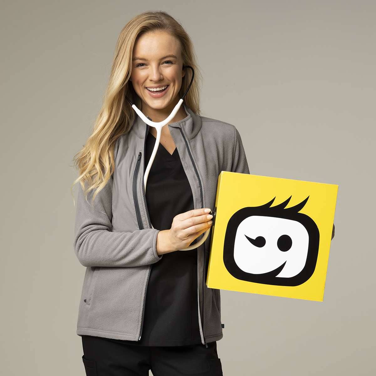 wonderwink's tweet photo. Share a Smile Today! 😉😆

#WonderWinkSlate #NewCollection #WonderWinkScrubs #Taupe #Style8109 #OOTD #WomensScrubs #ComfortableScrubs #ScrubStyle #WinkScrubs #Scrubs #WonderWink #ScrubLife #thescrublife #medicalworkwear #scrubjacket https://t.co/VXecP1Tp1Q