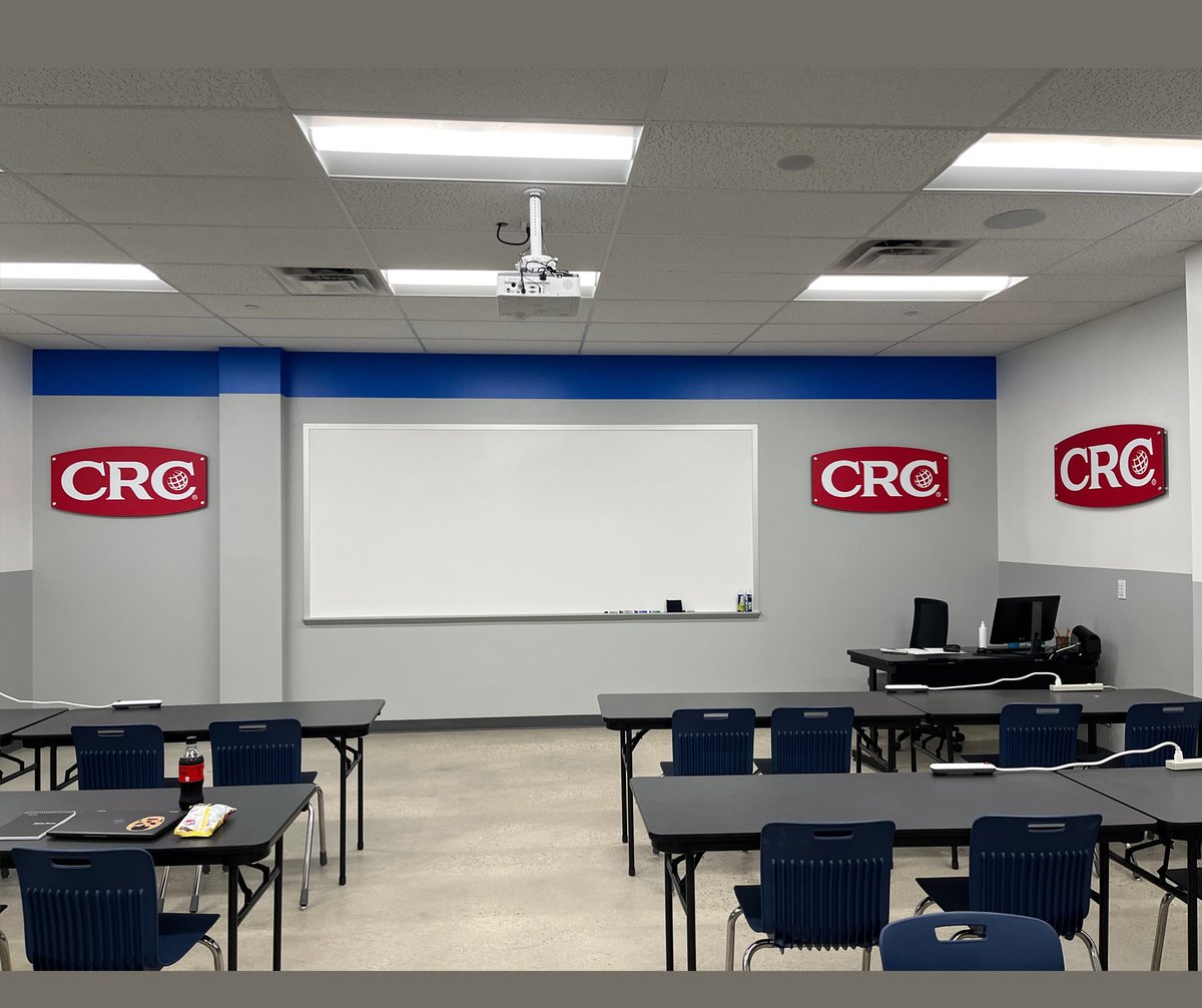 CRCAuto's tweet photo. The CRC classroom was the first to welcome students at @UTITweet Austin Campus . This campus trains students for in-demand careers in auto, diesel and welding industries through state-of-the-industry tools and technology.

#CRCInd #CRCAuto #AutomotiveTechnician #Careers #STEM https://t.co/gwJPAHHkr0