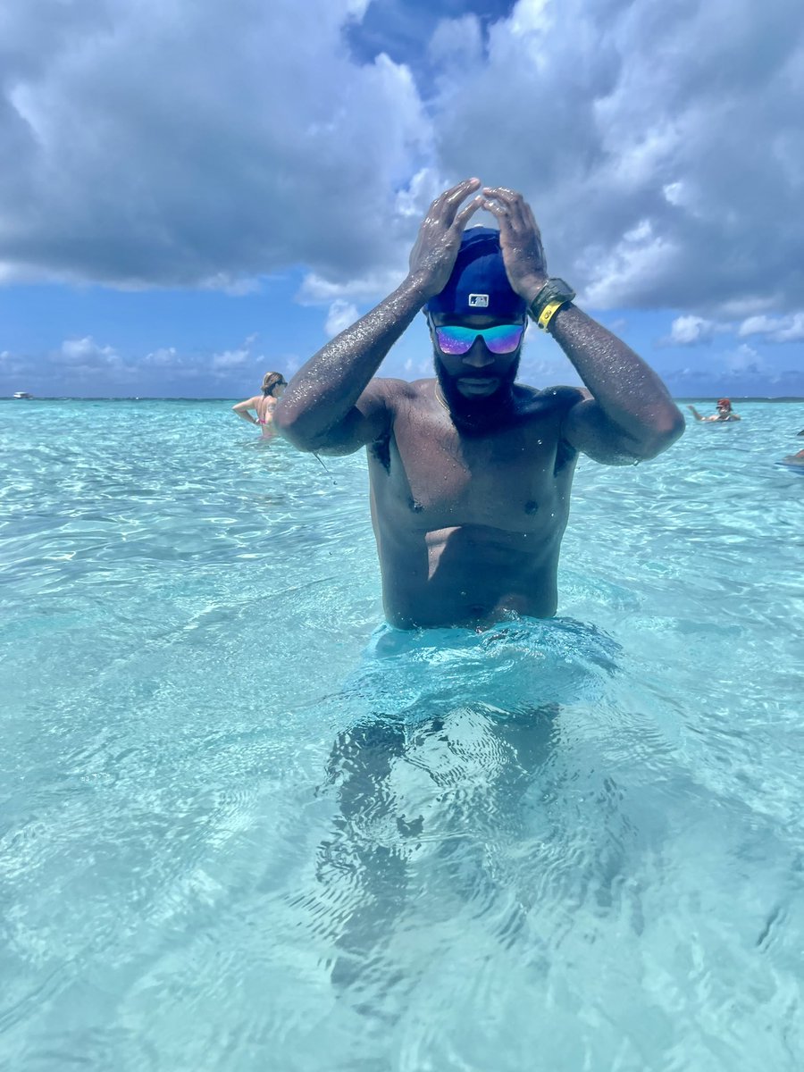 Ced4rm_NO's tweet photo. #caymanislands 🏝 https://t.co/lewFwwmbMf