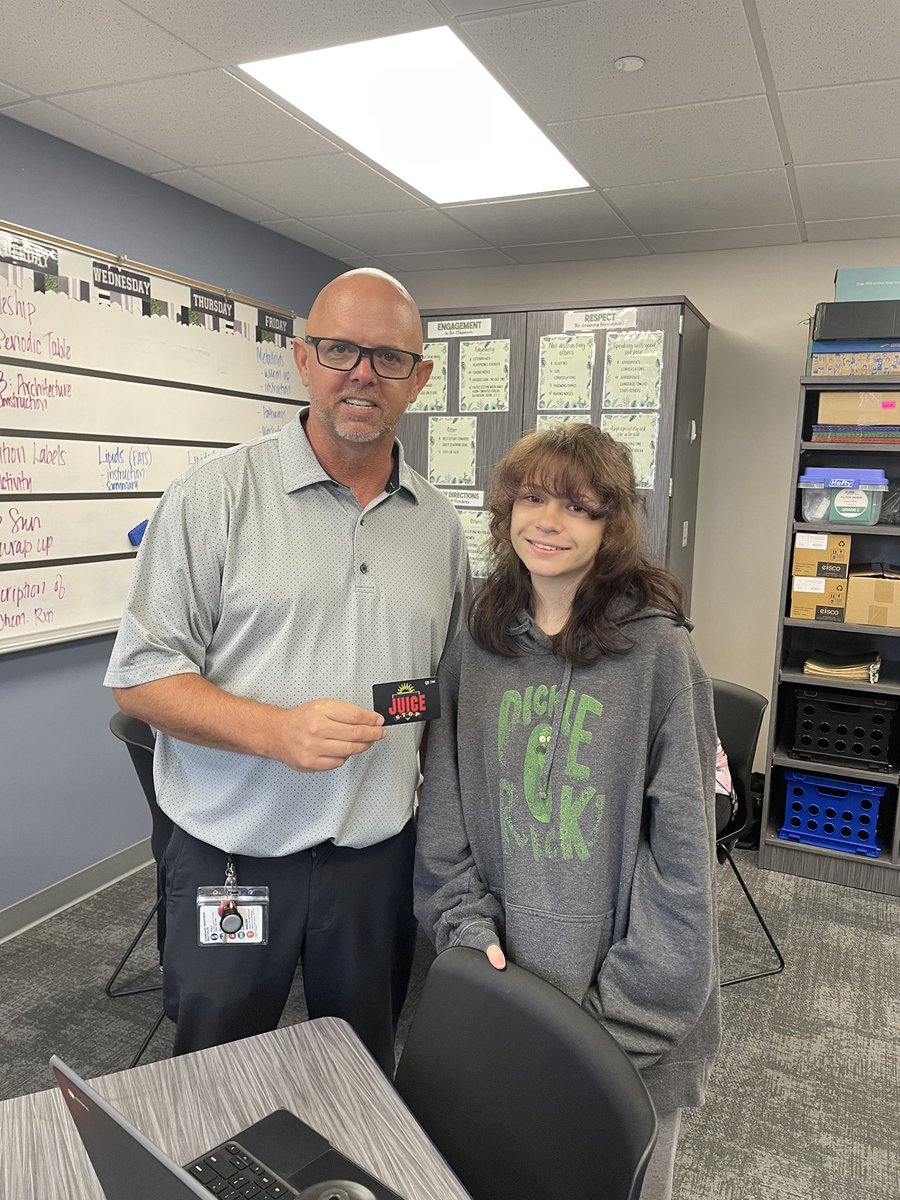 HannyArram4KPS's tweet photo. Congrats to Ariel for winning a gift card to @juicestopne in Kearney! She was awarded for her excellent attendance @KearneySchools #4kps https://t.co/iIVWixdOwi