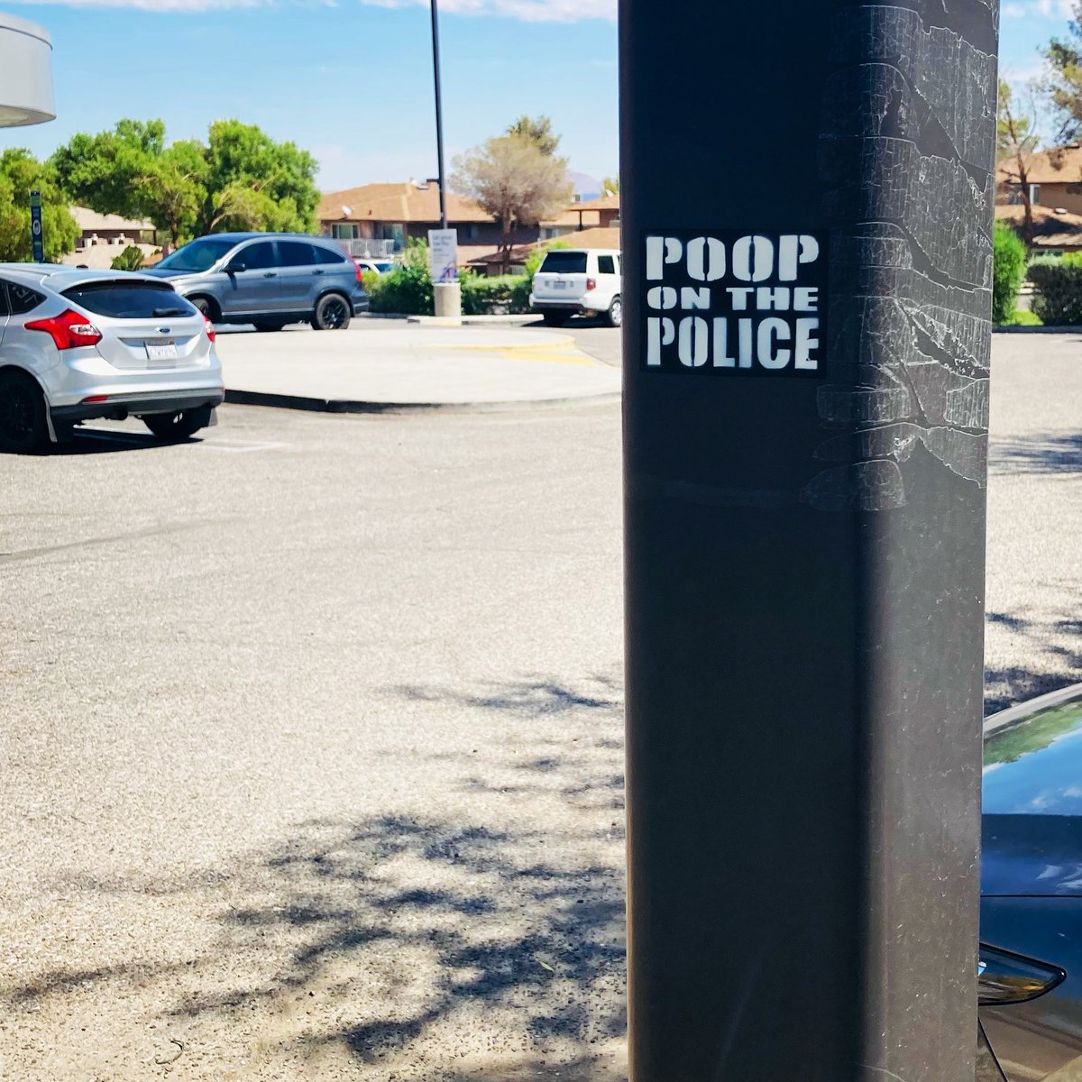 pooponthepolice's tweet photo. #POOPonthePOLICE #POTP #ACAB #slaptags #streetart #createanddestroy #vandal https://t.co/5SPdBmGsDY